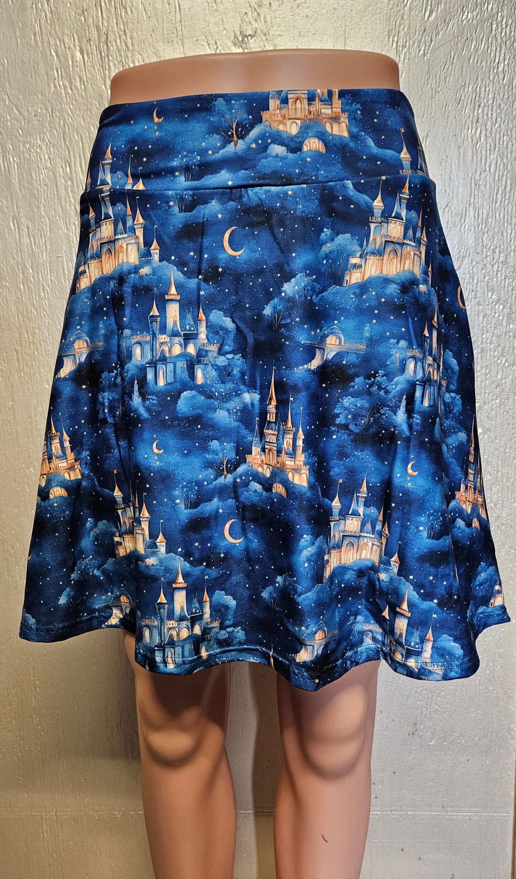 Moon Castle leggings, capris, and skorts with pockets