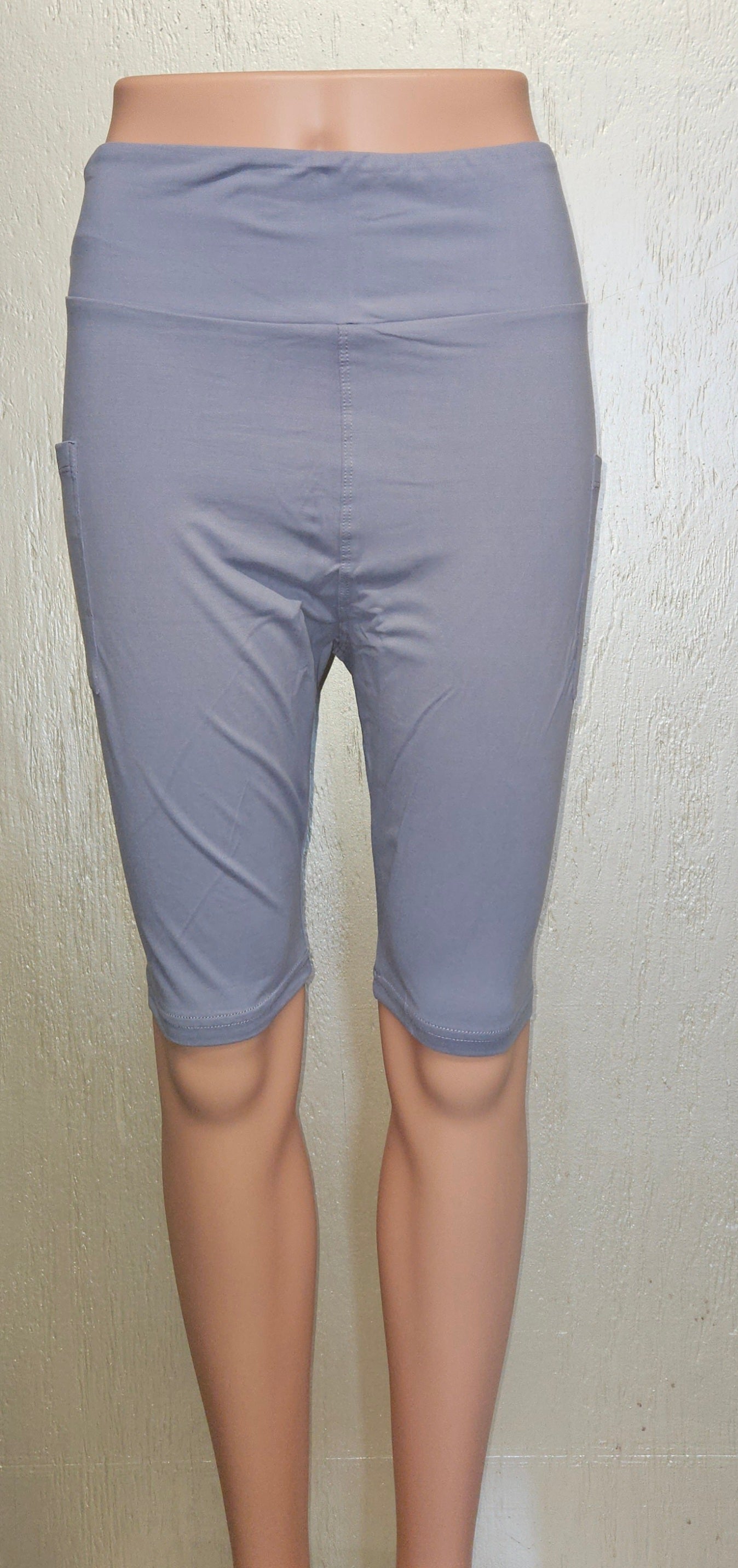 LILAC CAPRIS AND SHORTS WITH POCKETS