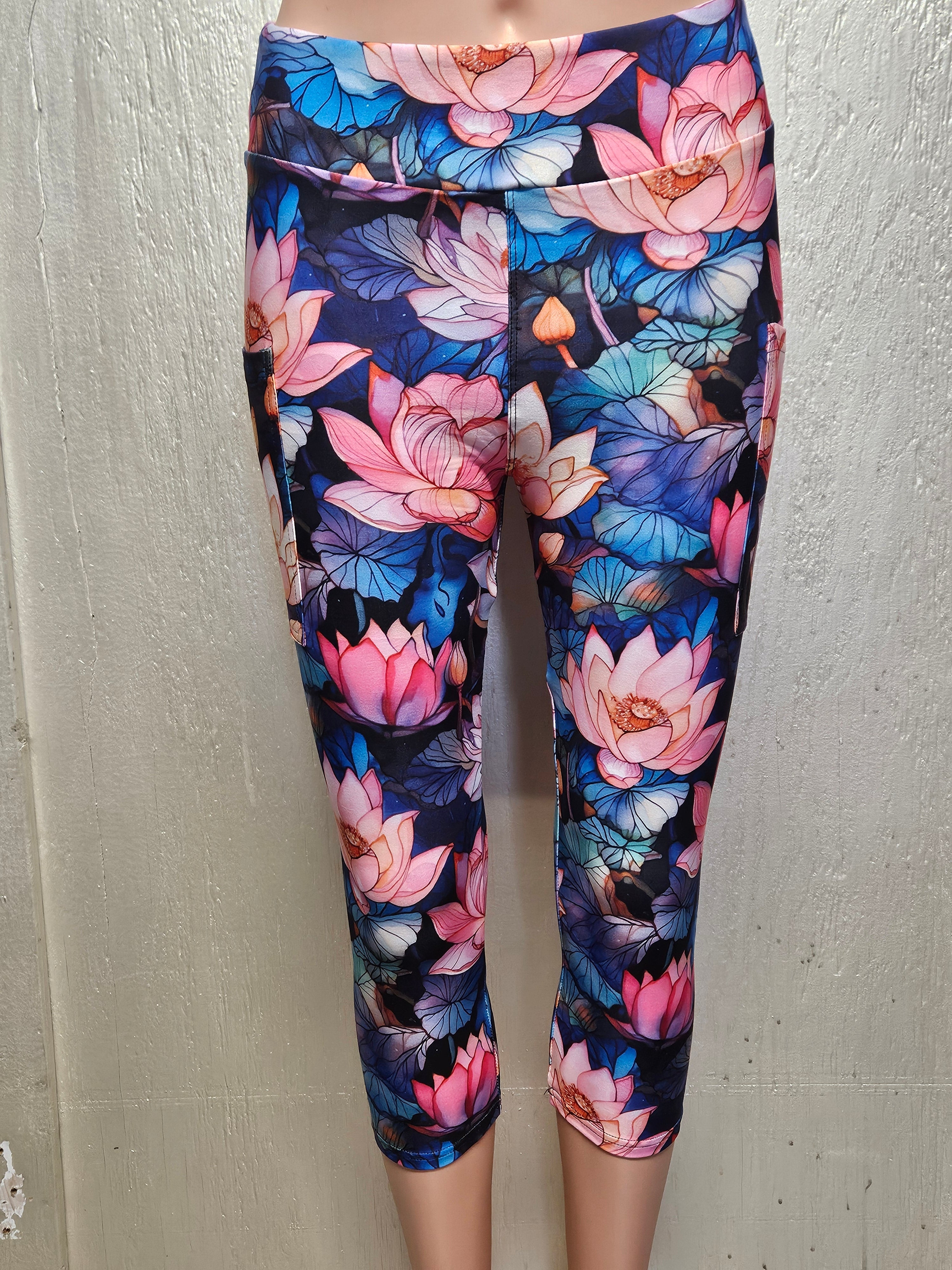 Lotus Flowers leggings and capris with pockets