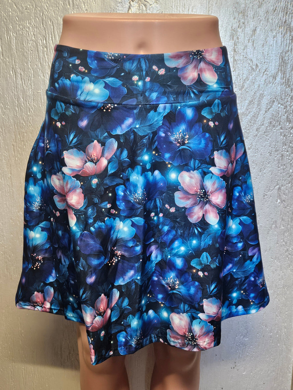 Magic Floral leggings, capris, and skorts with pockets