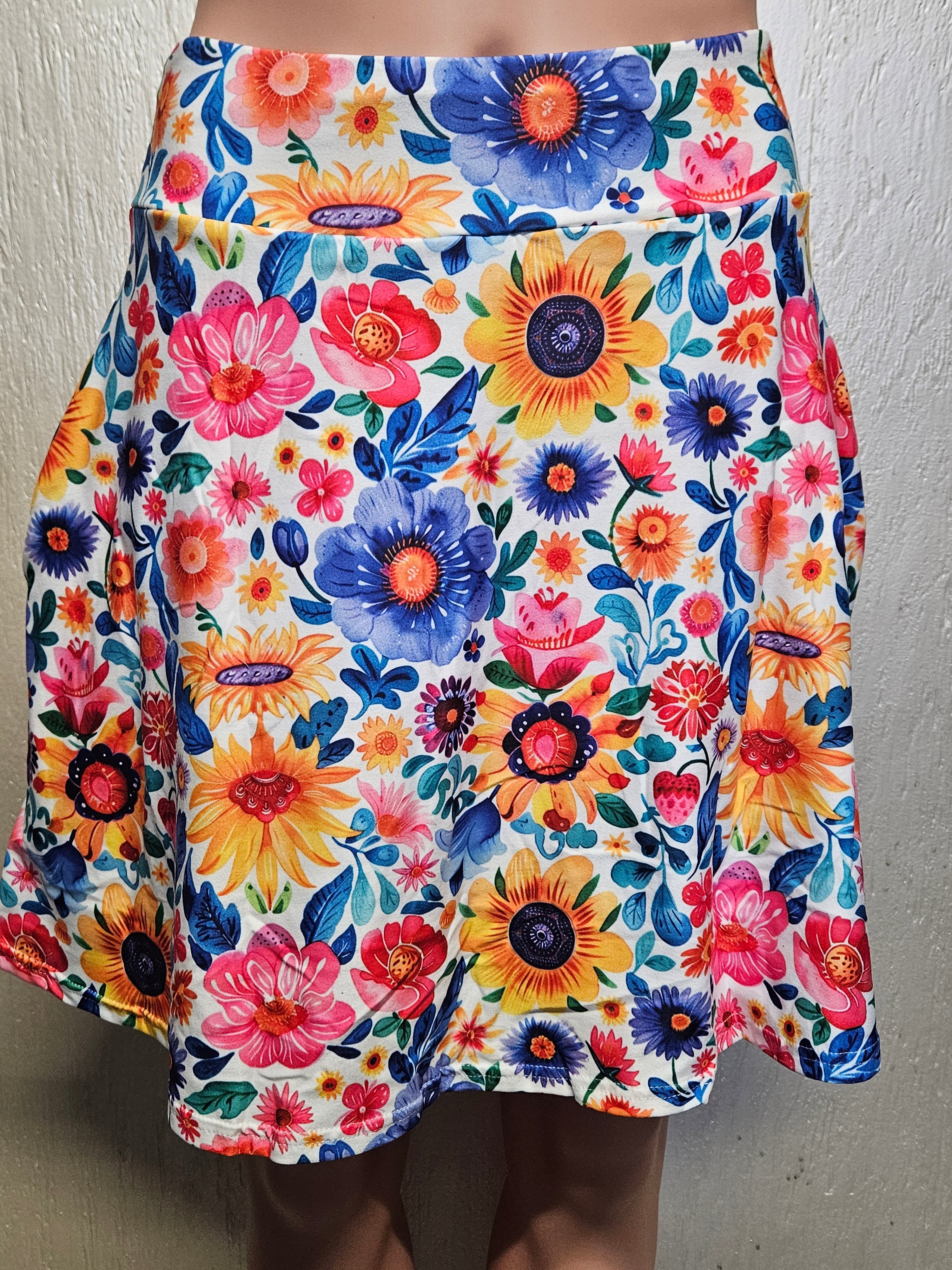 Fiesta Floral White capris and skorts with pockets