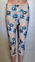 Vintage Blue Flowers capris with pockets