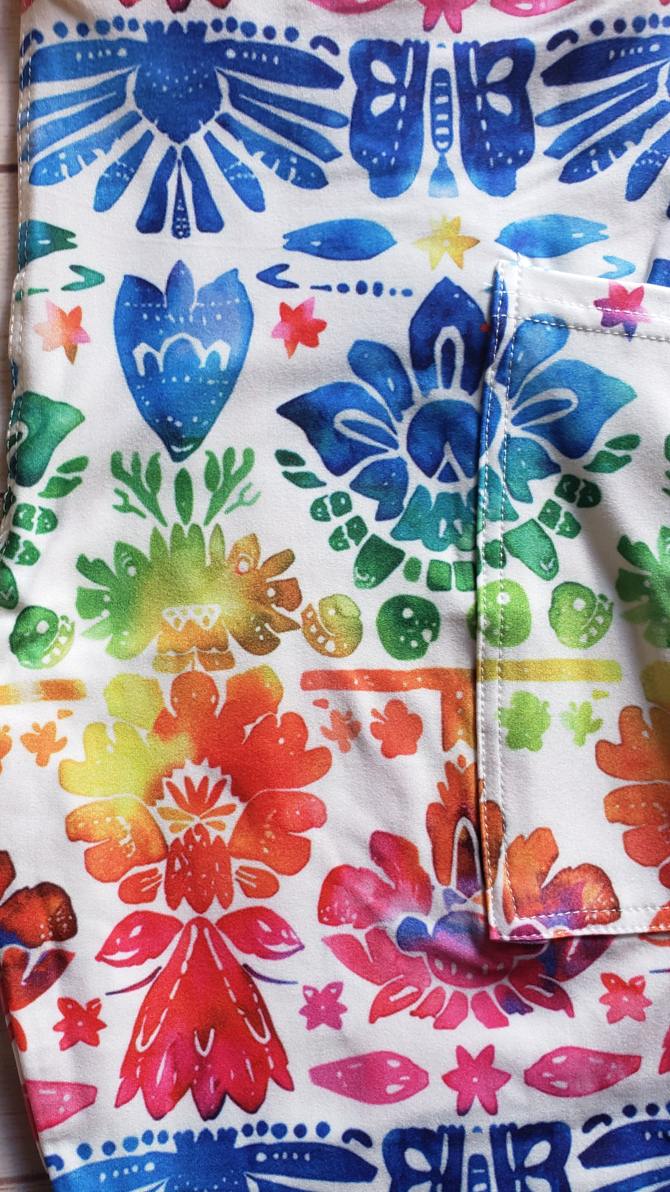 Fiesta Floral capris with pockets