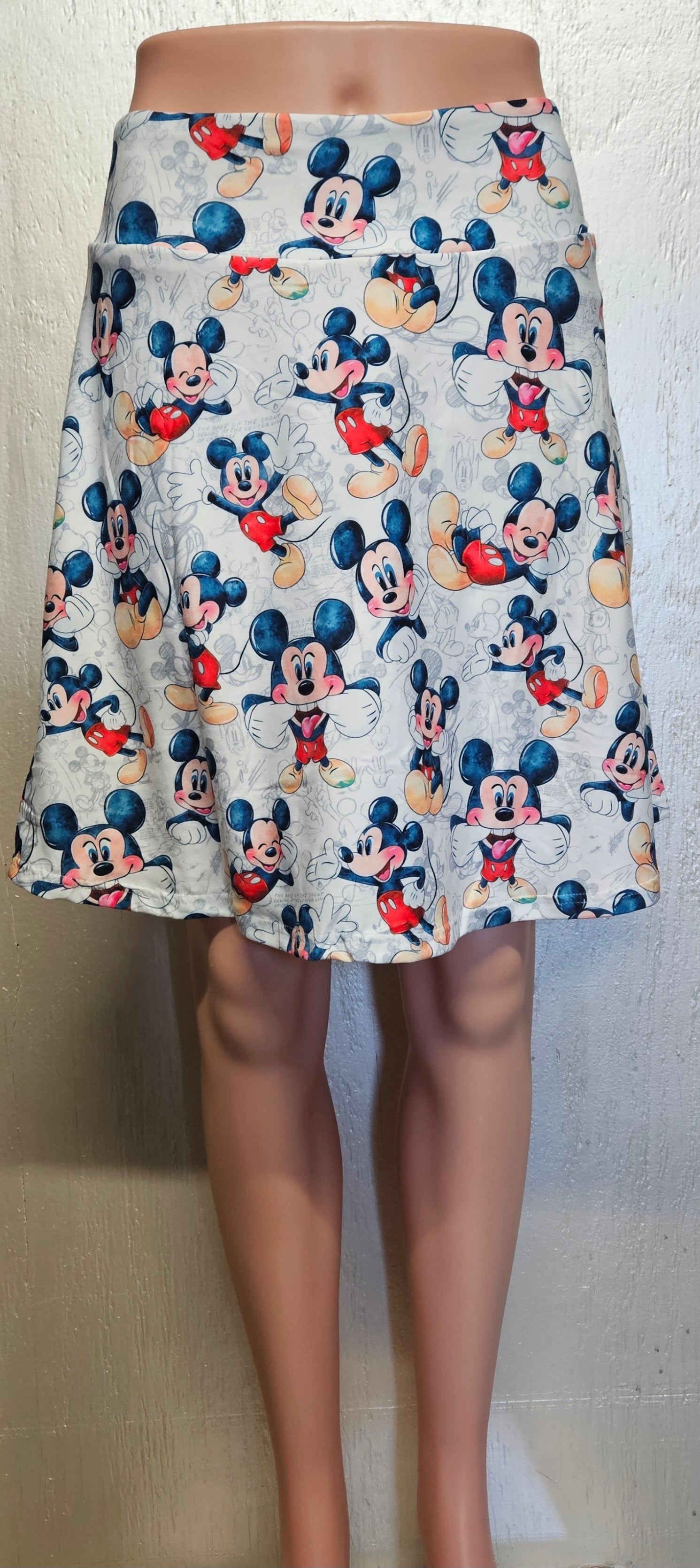 Smile Mouse skorts, capris, and leggings with pockets