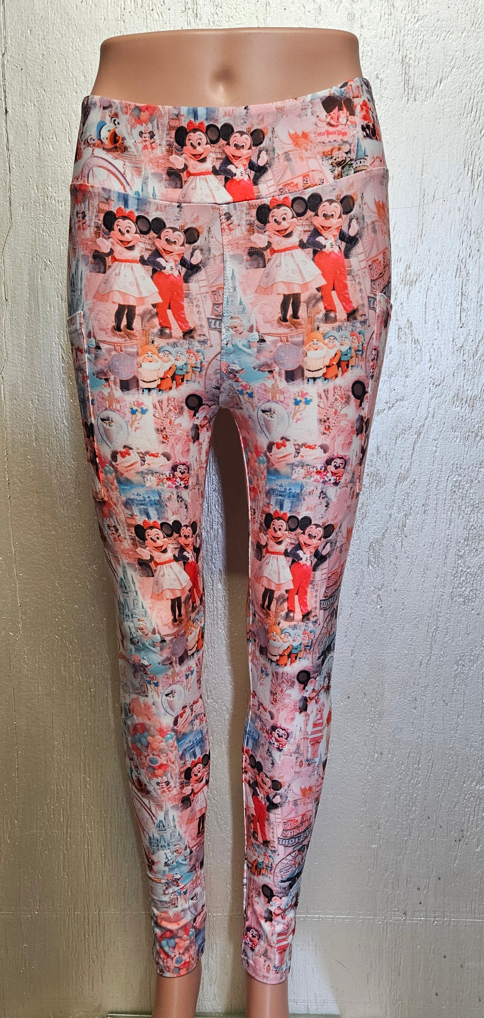 Its A Small World leggings and capris with pockets