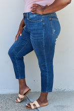 Load image into Gallery viewer, Judy Blue Aila Short Mid Rise Cropped Relax Fit Jeans
